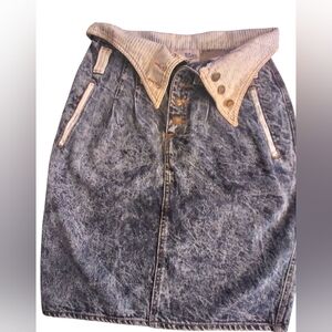 Weathered Blues 100% Cotton Denim Jean Skirt  Size 8/10 Pockets Button Up Work